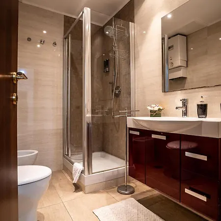 公寓 勒库波利娜酒店 *