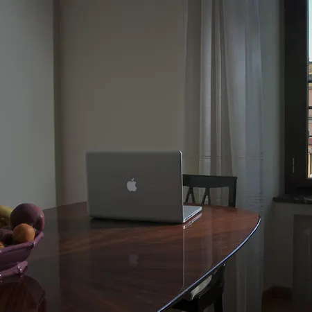 公寓 勒库波利娜酒店 *