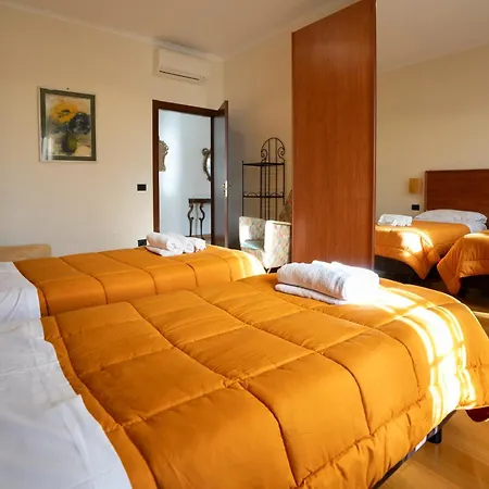 ル クポリネ * ローマ