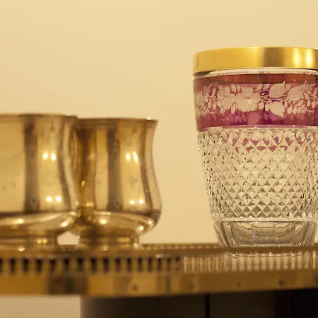 アパート ル クポリネ *